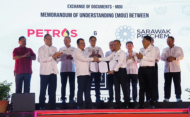 PETROS and Sarawak Petchem Sign MOU for Bintulu's Low-Carbon Ammonia and Urea Plant